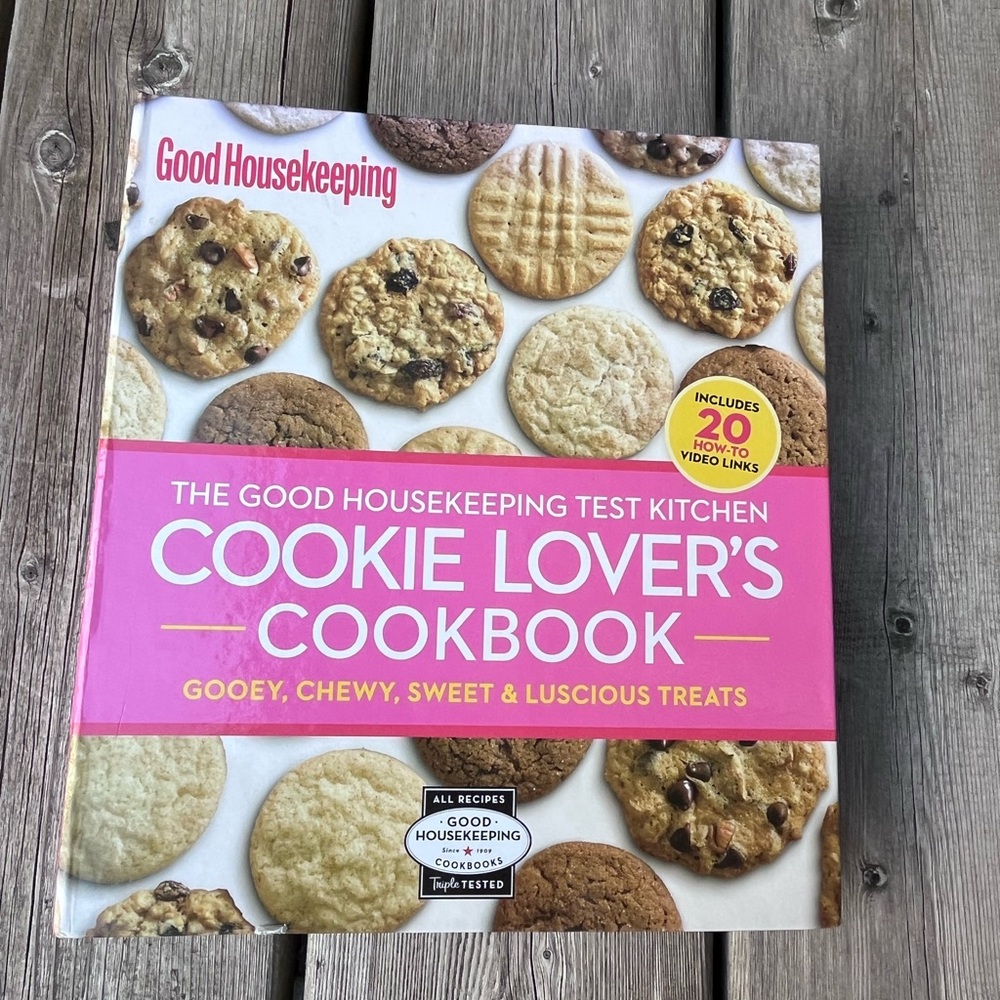Good Housekeeping Test Kitchen Cookie Lover’s Cookbook